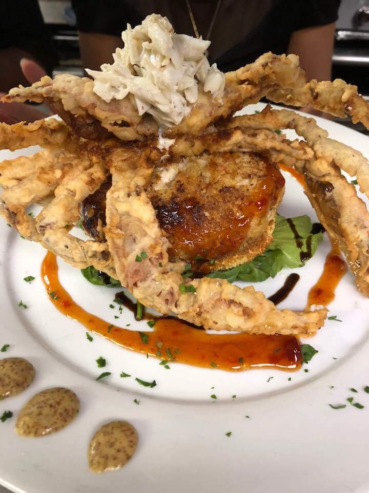 dickandjennys's tweet photo. #3waycrab#chefmerlin#dickandjenny's https://t.co/pYpY5MIeiS