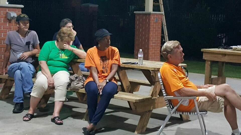 FloiedFor71's tweet photo. Afterwards, I jetted (no pun intended) to a stellar rally at the Tennessee Street Park in Savannah, TN. I was impressed with the great support we received. Let’s keep the energy going to November! (2/2)
#FloiedFor71 #FightForFloied #VoteBlue https://t.co/Q8vSwF4VRY