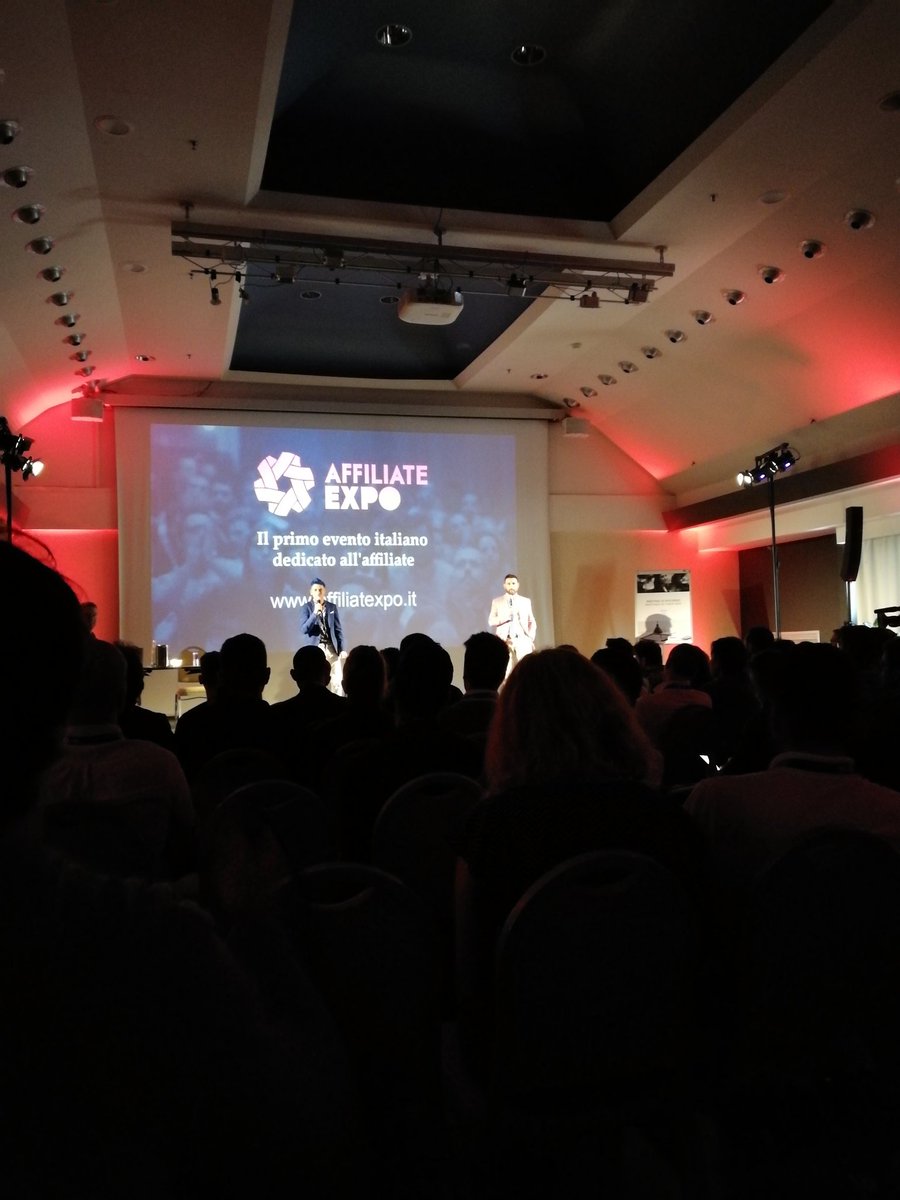 saverioweb's tweet photo. Tre giorni super intensi all'Affiliate Expo, grazie ad Adriano ed a tutto il suo Staff per averlo organizzato e dato la possibilità di presentare un caso studio. È stato bello ritrovare e confrontarsi con tanti amici e colleghi 😎
#AffiliateMarketing #AffiliateExpo #Roma https://t.co/91Rad5IkQX