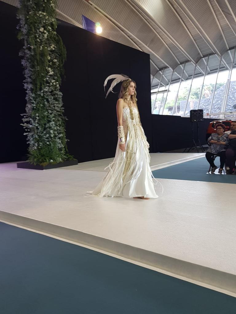 Andreariverog's tweet photo. Todos los diseños de Leo Martinez ¡Me encantaron!😍😍 #Feboda #Feboda2018 #leomartinez #canarias #tenerife #fashion #blog https://t.co/JZCg2628hv