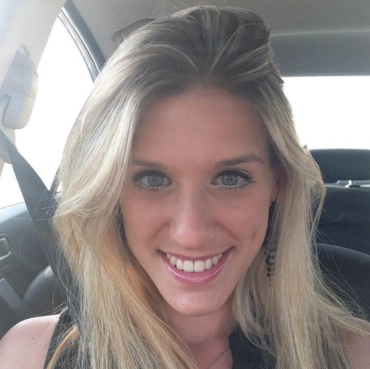 AJCBerlin's tweet image. Terror! Kim Yehezkel wurde heute in einer Fabrik in der Westbank von einem palästinensischen Kollegen ermordet. Sie hinterlässt einen Sohn, 16 Monate alt. Die Hamas nannte die Tat „heroisch.“ Von der PLO wird es wohl eine „Märyrer“-Rente für die Täter-Familie geben. Unerträglich.