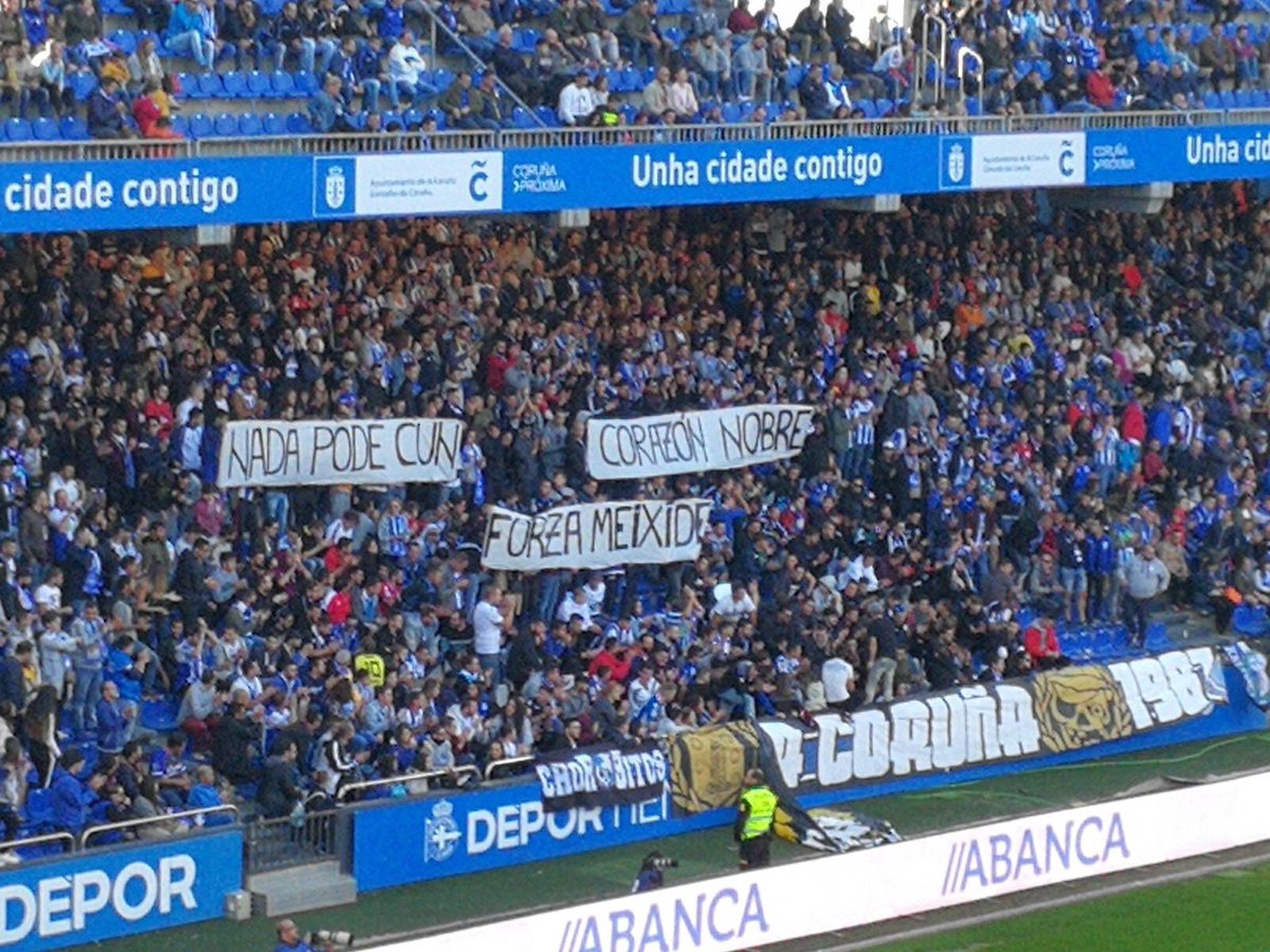 RB1987Oficial's tweet photo. R.C. DEPORTIVO - Málaga.
FORZA IRMÁN! https://t.co/7tDaJRh9SL