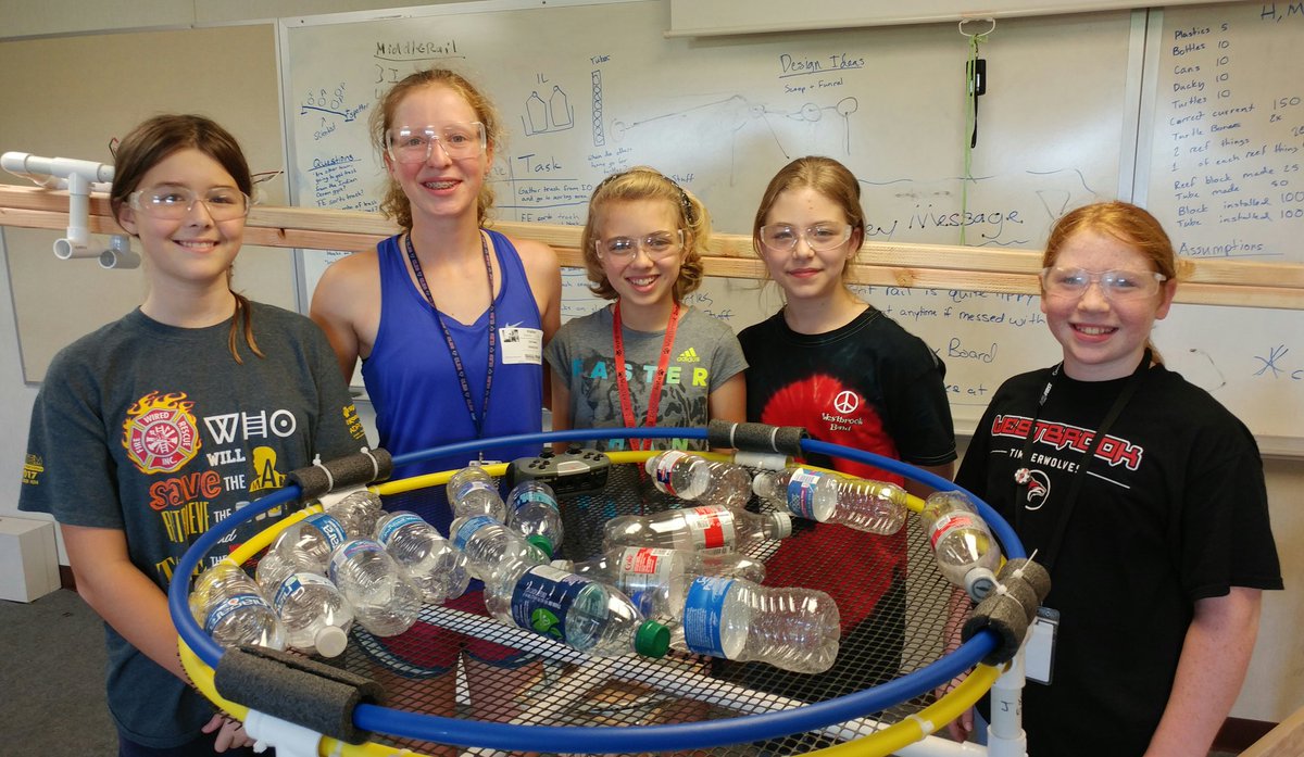 424wired's tweet photo. #Thanks2BESTRobotics former #WIREDRobotics Systems Integration Lead Tatiana V. (@Clear_LakeHS freshman) learned about challenges of #CurrentEvents2018 during our practice ... Not your typical mobile robot game this year! #BESTRobotics25Years #AlumniBESTStudents https://t.co/rAAcyMWaPu