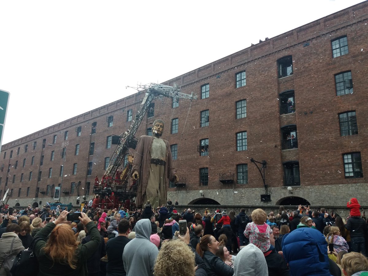 benwindle3's tweet photo. Lovely day out to see the #giantspectacle in Liverpool today. What a joyous event! https://t.co/YpvgZnT9sE