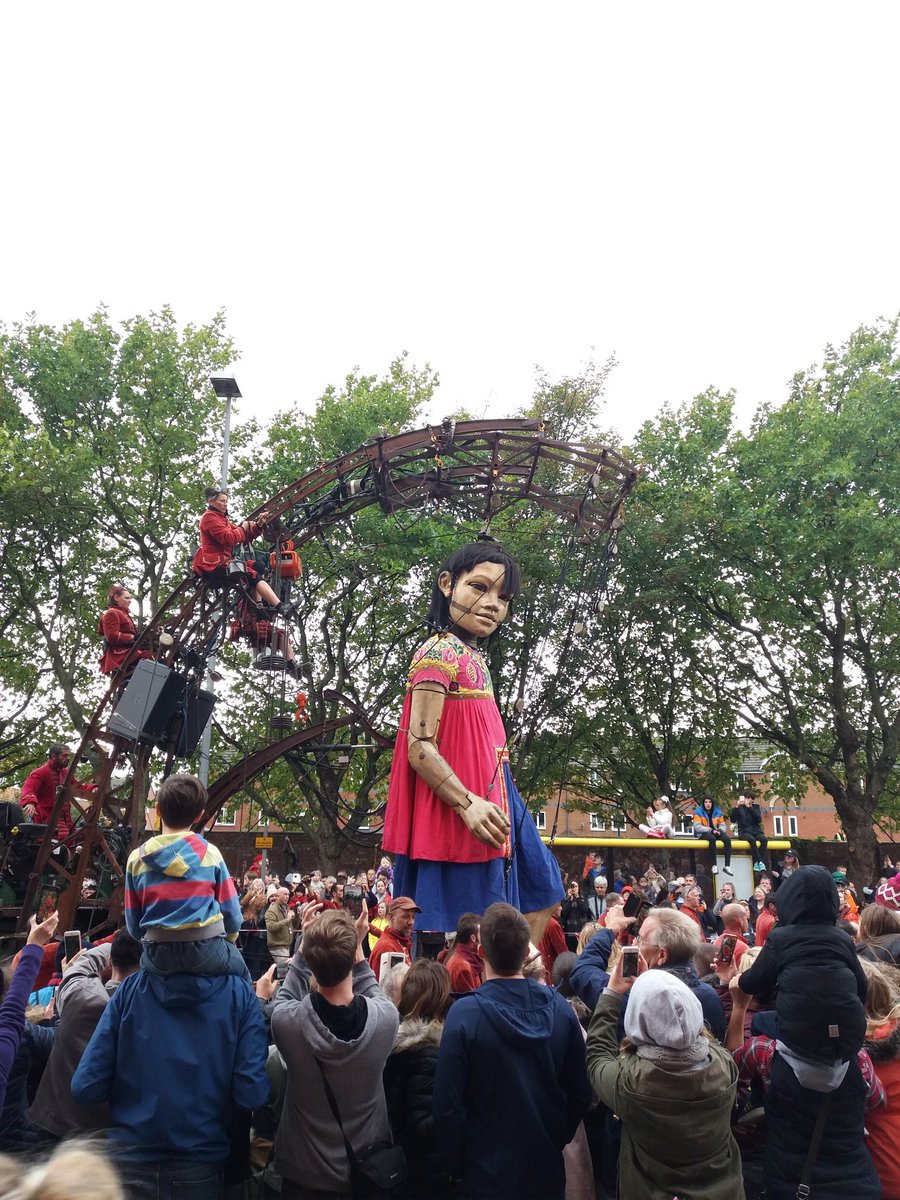 benwindle3's tweet photo. Lovely day out to see the #giantspectacle in Liverpool today. What a joyous event! https://t.co/YpvgZnT9sE
