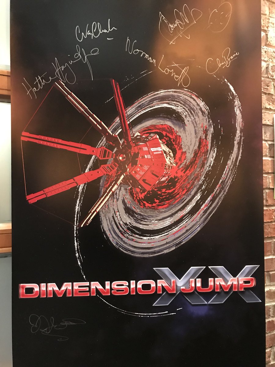 MissTScience15's tweet photo. Had a fantastic weekend with my Dad at Dimension Jump. Feel so privileged to have been part of the event and loved meeting all of the Red Dwarfers, cast and fans! #DJXX #TORDFC_DJ #DannyJohnJules #normanlovett1 #DougRDNaylor #bobbyllew #CCfunkandsoul  #RedDwarfHQ https://t.co/kVZCkjOzc5