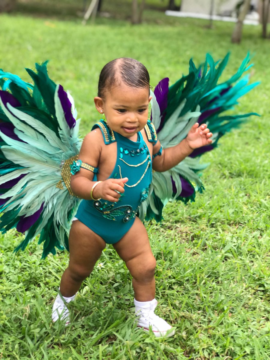 RoatansFinest's tweet photo. Tia’s little baby is ready for de road! Lilo takes Miami Carnival 2018♥️ https://t.co/Icz4LxFYJ1