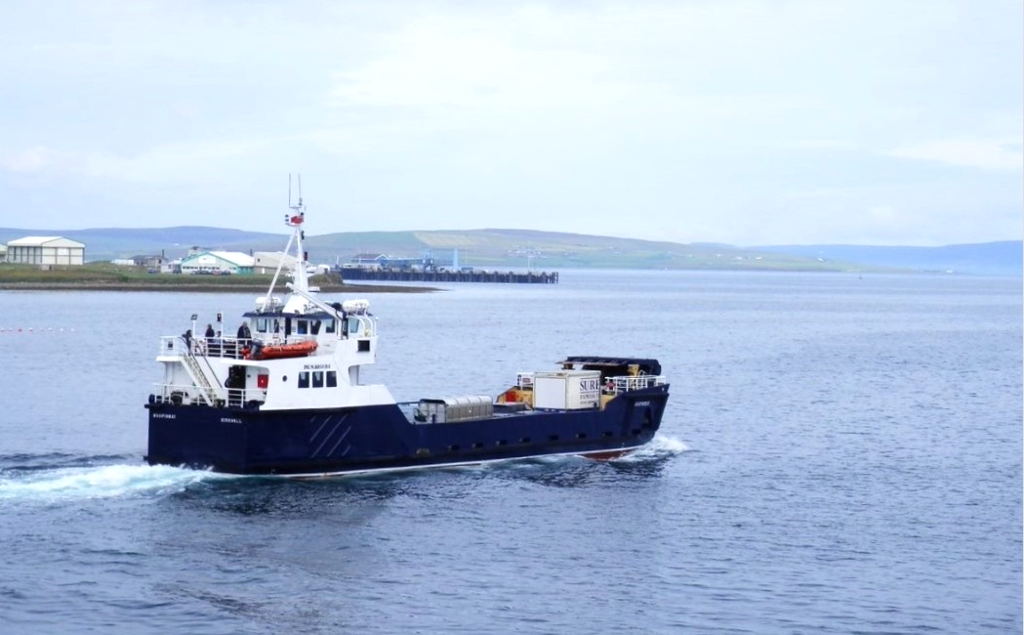 TEToday's tweet photo. Green #hydrogen as fuel for #vessels project gets UK funding
Read more: https://t.co/YxDh8Vgl0Q
@EMEC_Ltd @lloydsregister @HSSMI @innovateuk #HyDIME #marineenergy https://t.co/Mp4lIKzM9J