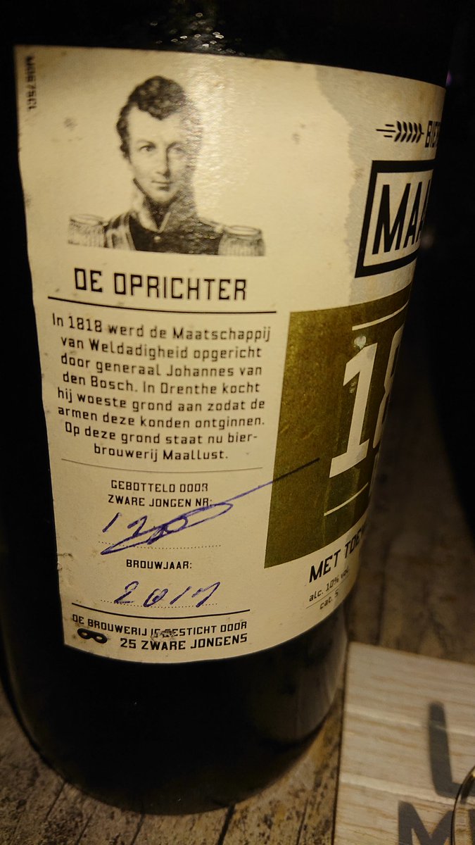 79Johan's tweet photo. #inhetglas @Maallust 1818 gebotteld in 2014. Heerlijk! @VanErpDranken https://t.co/EYZ6jXphtz