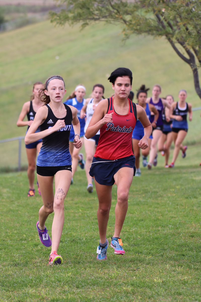 PrepRunningNerd's tweet photo. 190 photos from the Metro girls varsity race at https://t.co/9BQWho3bTM
@LadyTitanXC 
@MWestXC 
@MillardNorth_XC 
@MSXCDistance 
@eshs_tf_squad 
@OmahaSouthAD 
@@OmahaMarian 
@OPSCHSGXCTR 
@OmahaWestsideXC 
@BurkeGirlsTFXC 
@MonarchXC 
@TbirdEMPIRE 
@BellevueEastXC 
@OPSNWXC https://t.co/wqdQYWrf6j