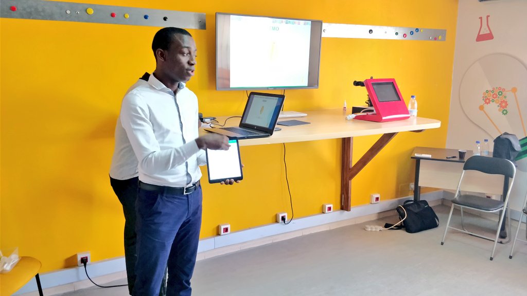 SG_labinno's tweet photo. La startup #DothanGroup coup cœur du jury du #hackathon #Larbreapalabres de @SocieteGenerale, avec son application #Keiwa accélérée pendant 2 mois au @LabInnovationSG après une Learning expédition à #Bengalore en #Inde vient de décrocher le 2ème Prix de #AfricaRethinkAwards2018. https://t.co/7Q7kb0F5pJ