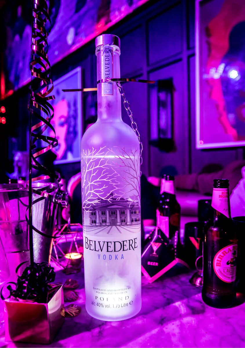NBHDRestaurants's tweet photo. Our Sunday night VS yours...🍸 #DineDrinkDance 

Neighbourhood Sundays, open until 1am, Manchester &amp; Liverpool 💥 https://t.co/CpZTusCgbB