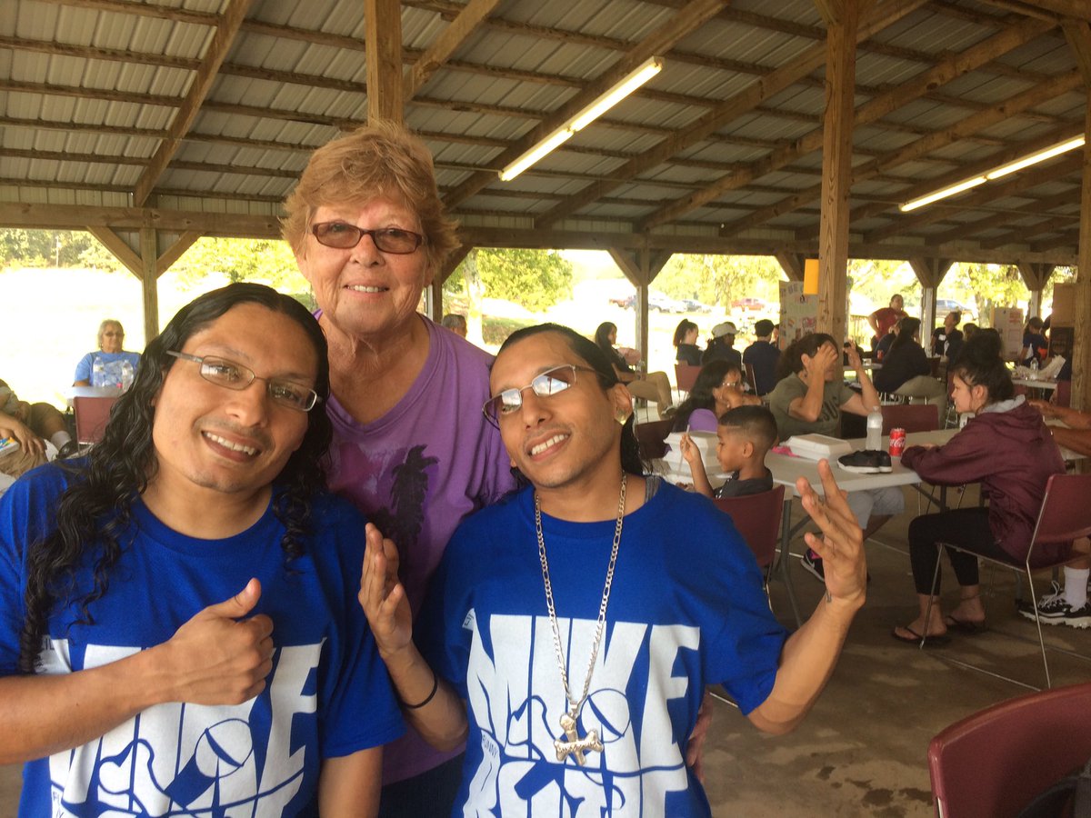 VonnyDowning's tweet photo. #MikeBone #NativeRappers #KeetoowahHoliday #Cherokee #Pawnee https://t.co/r0nsBEpzXR
