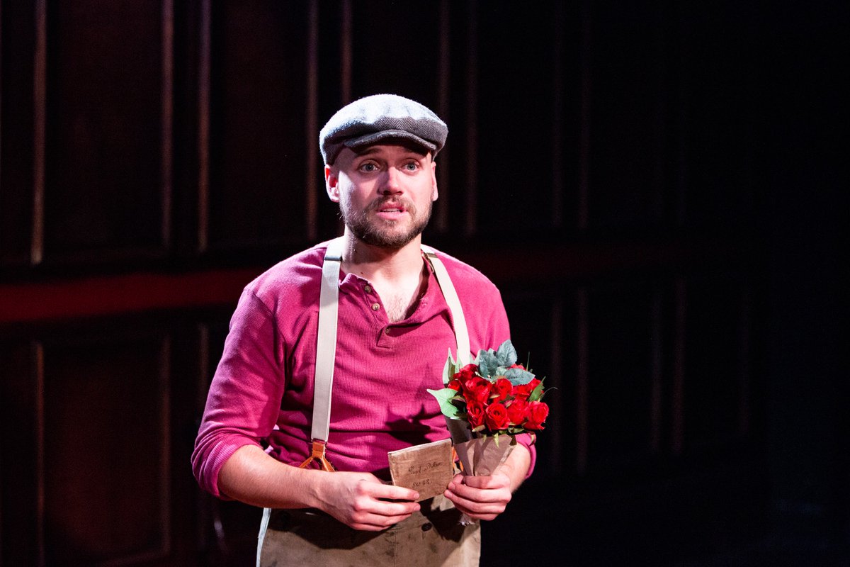 Troupe_Theatre's tweet photo. So are you tuned in to the brand new series of #StillOpenAllHours with #SweetSciencePlay @swkplay actor @Baxter3890 ? #londontheatre #comicchops @joyofse19 https://t.co/2jpngmszVJ
