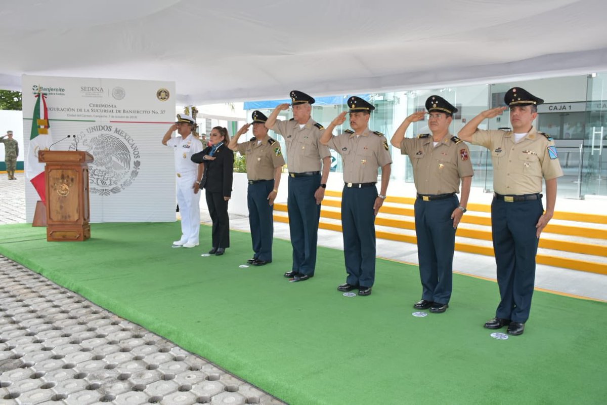 El  General <a href="/S_Cienfuegos_Z/">Salvador Cienfuegos</a> inauguro la Sucursal No.37 de <a href="/BanjercitoSNC/">Banjercito SNC</a>, en  #CiudadDelCarmen,  #Campeche; Acompañado  del  General Francisco  Aguilar  Hernández,  Comandante  de  la  X  Región Militar de @SEDENAmx (Via: <a href="/Guiesga/">Guillermo Espinosa</a>)
