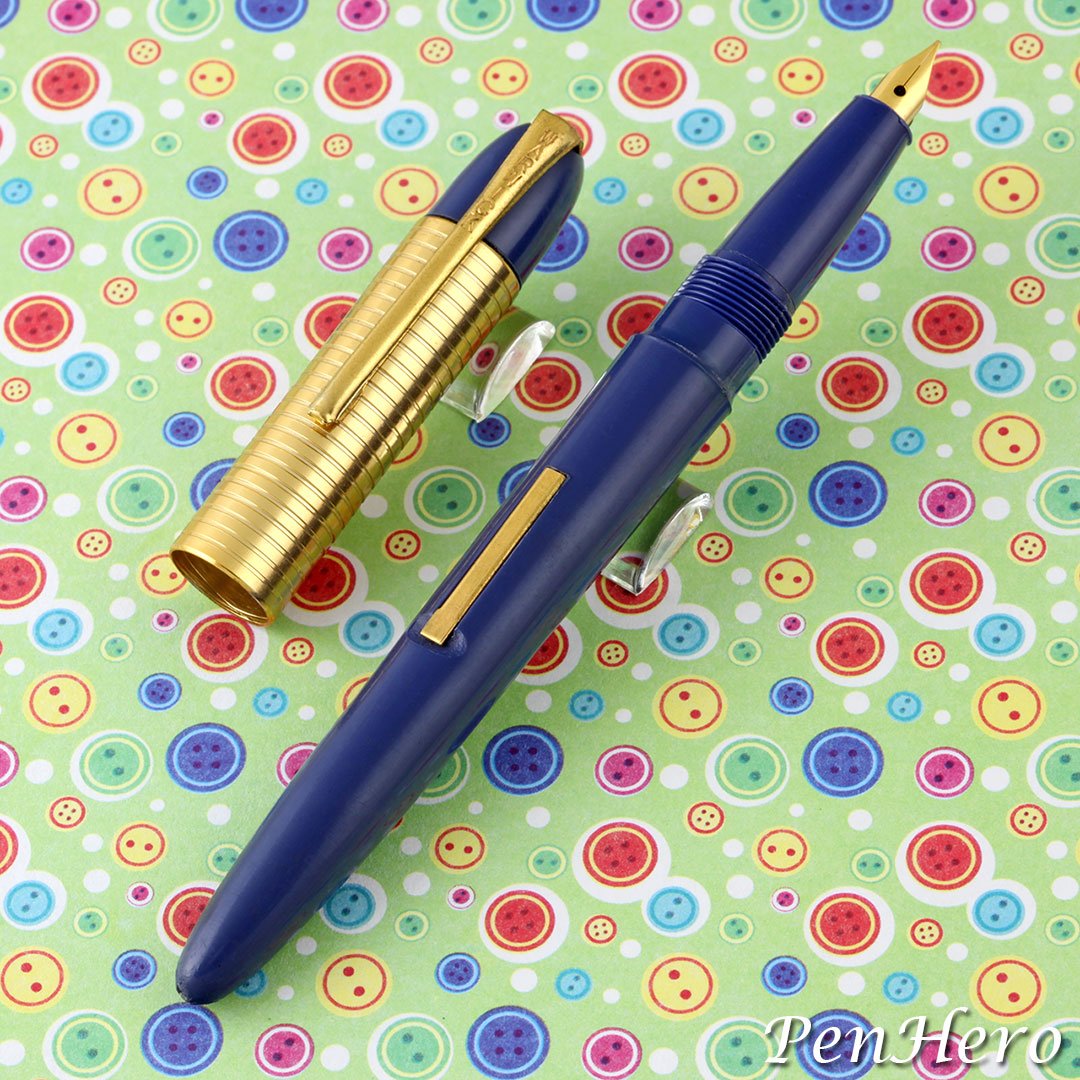 PenHero's tweet photo. Warwick blue lever fill fountain pen c. 1948-1953
#pencollecting #fountainpen #stratford #salz #warwick #waterman #taperite #citation #penhero https://t.co/gEIQcQP0VH