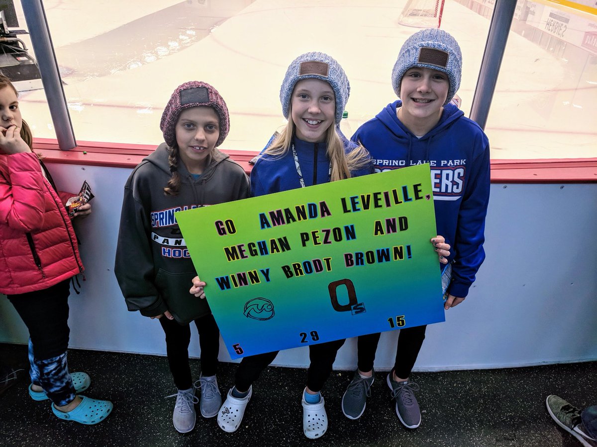 👋 @MandyLeveille29 @pezon15 and Winny!