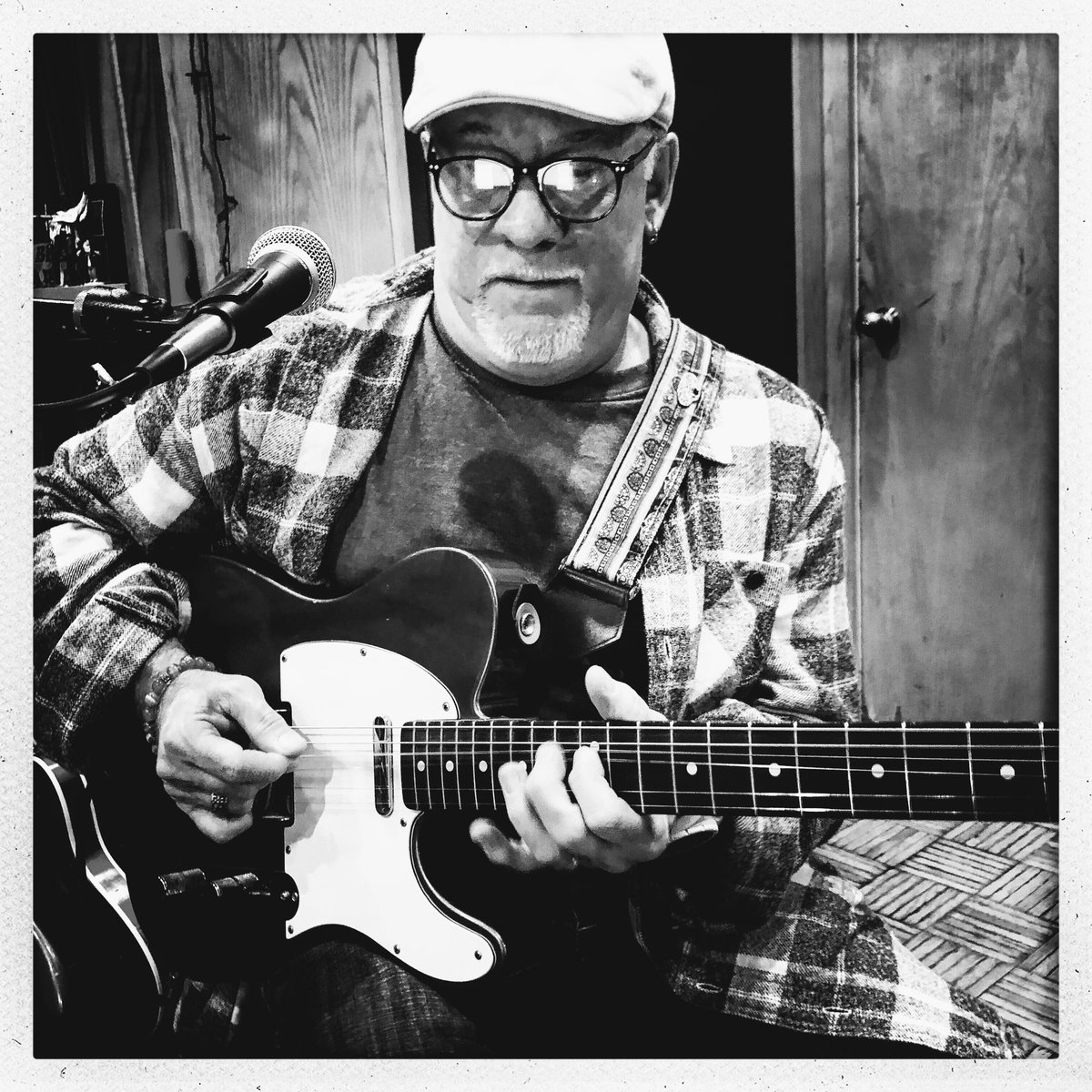 ShabbyRoadBand's tweet photo. Getting it together for the white album gigs at @icehousempls nov 14-15 https://t.co/KLqSvO5pcm