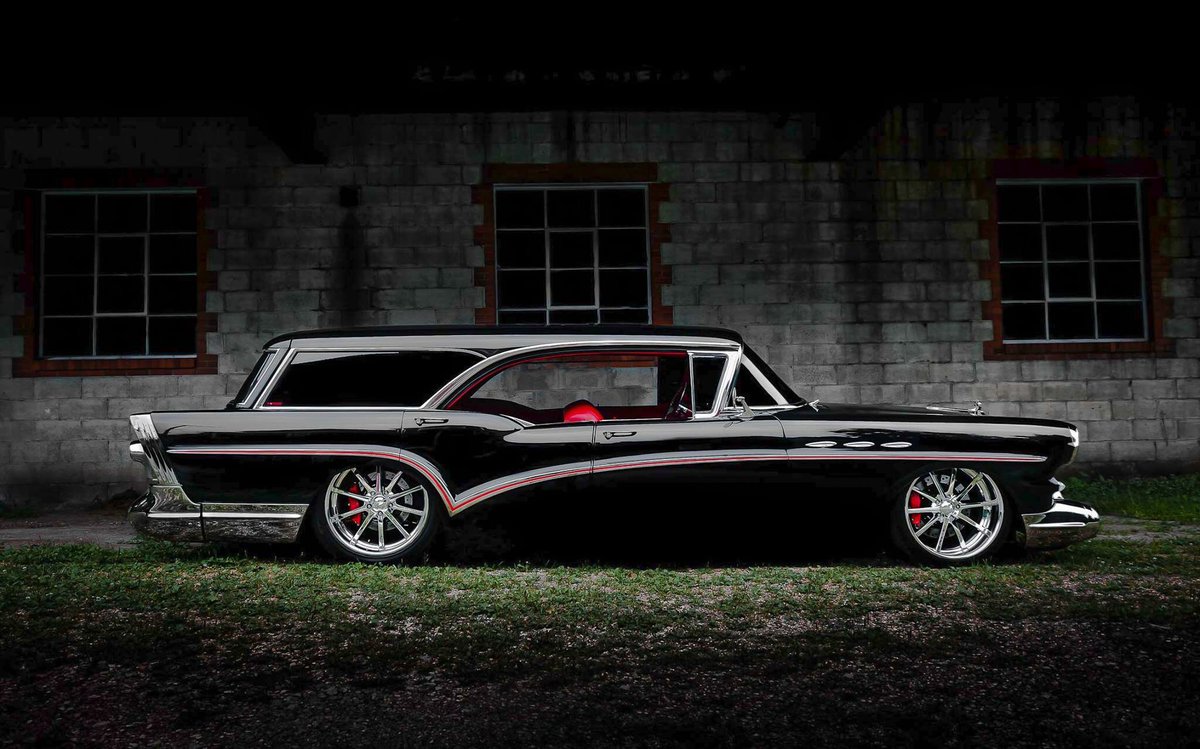 OTGdesigns's tweet photo. From our Throwback Week. Happy Sunday Everyone! #otg #onthegrounddesigns #photography #automotive #marketing #media https://t.co/WeiarMdW4w