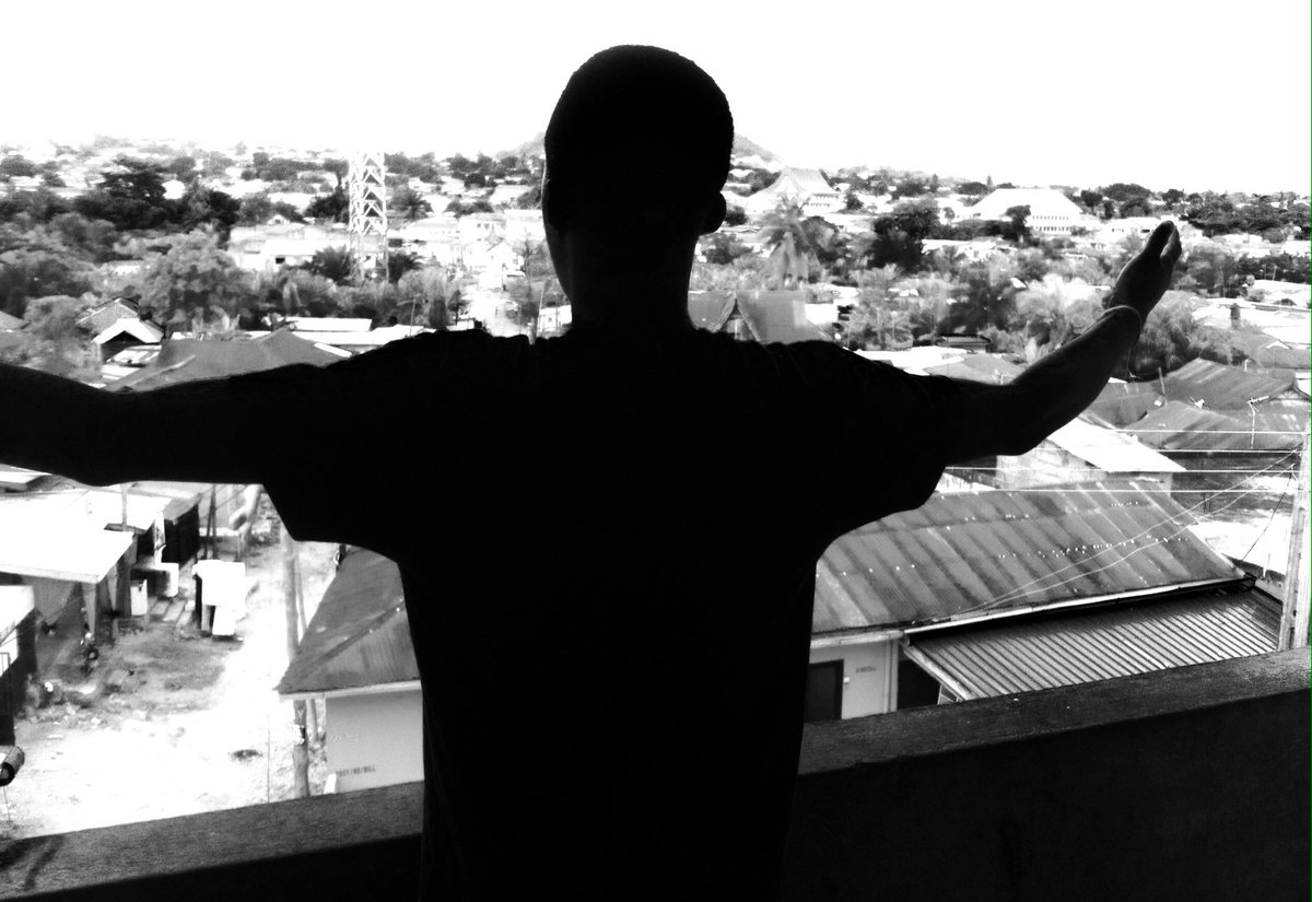 iamtreadqid's tweet photo. #IAMTHESTREETSLIGHT
#AYEH
#HIDDEN_IDENTITY https://t.co/rmVPaj4D6v
