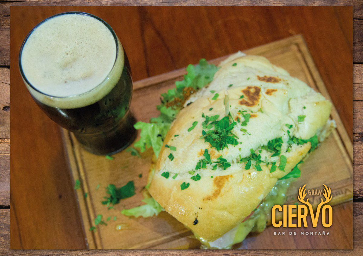GranCiervoBar's tweet photo. La mesa está servida. 

#GranCiervo 🦌🍻🍽️ https://t.co/zXZhhzxcu8