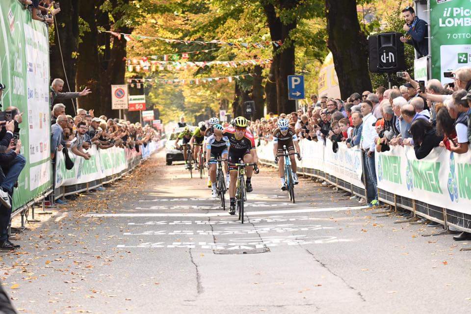 Signature Sport (@signature_sport) on Twitter photo A stunning victory by <a href="/stannardrj/">Robert Stannard</a> in Piccolo Lombardia, his last race with <a href="/GreenEDGEconti/">Mitchelton-BikeExchange</a>! It's been a breakthrough year for Rob, we can't wait to see what's to come in next few years. A stunning victory by <a href="/stannardrj/">Robert Stannard</a> in Piccolo Lombardia, his last race with <a href="/GreenEDGEconti/">Mitchelton-BikeExchange</a>! It's been a breakthrough year for Rob, we can't wait to see what's to come in next few years.