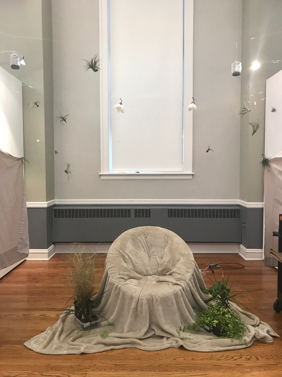 vacsxu's tweet photo. Come Look at the Progress on these Sanctuaries !!!
Weโre now open from 3 PM to 9PM
#installationart #installation #saintxavieruniversity #visualart #vacsxu #sxuart #artsxu https://t.co/cfRt9YkkIA