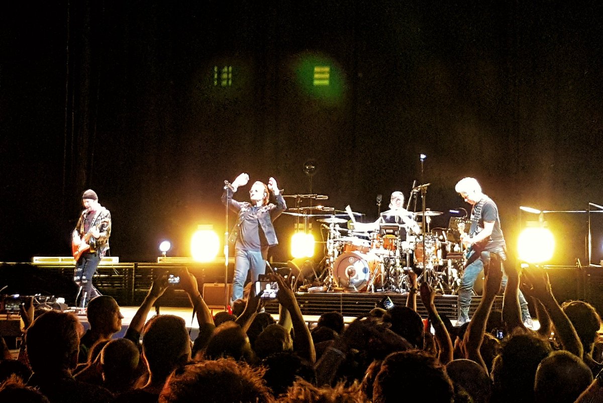 marcel_langenb's tweet photo. #U2eiTour @u2songs Amsterdam 1 https://t.co/P0XacMB3CP