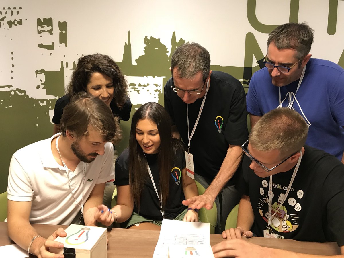 elenavercher's tweet photo. Watching, finally, Thursday's InfoK, we can't be more grateful of the super coach we had at #TeamManel!
Moltíssimes GRÀCIES,@ManelTrenchs for everything,for creating a huge & cohesioned team and, above all,for being our #ProfeGoogle !
#TerminARTors aka #AlbondigasEnRemojo
#ESP18 https://t.co/MjuhCE8sFY