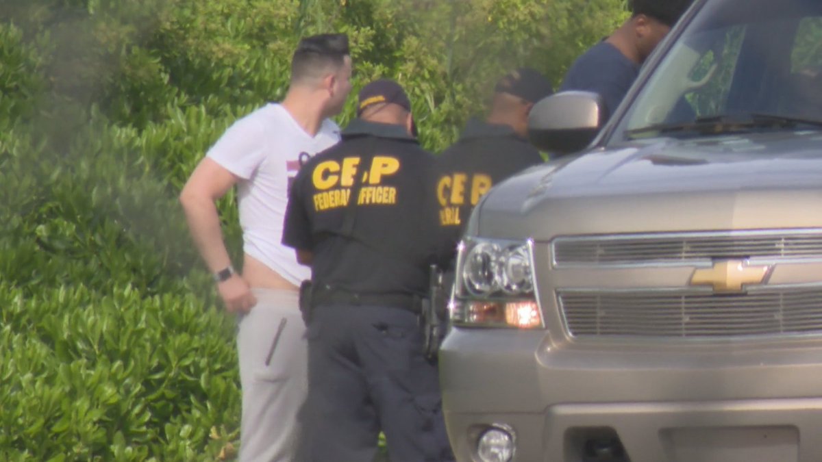 27 Cuban migrants come ashore in Virginia Key, officials say bit.ly/2E3PncT https://t.co/RVNdb36IaS