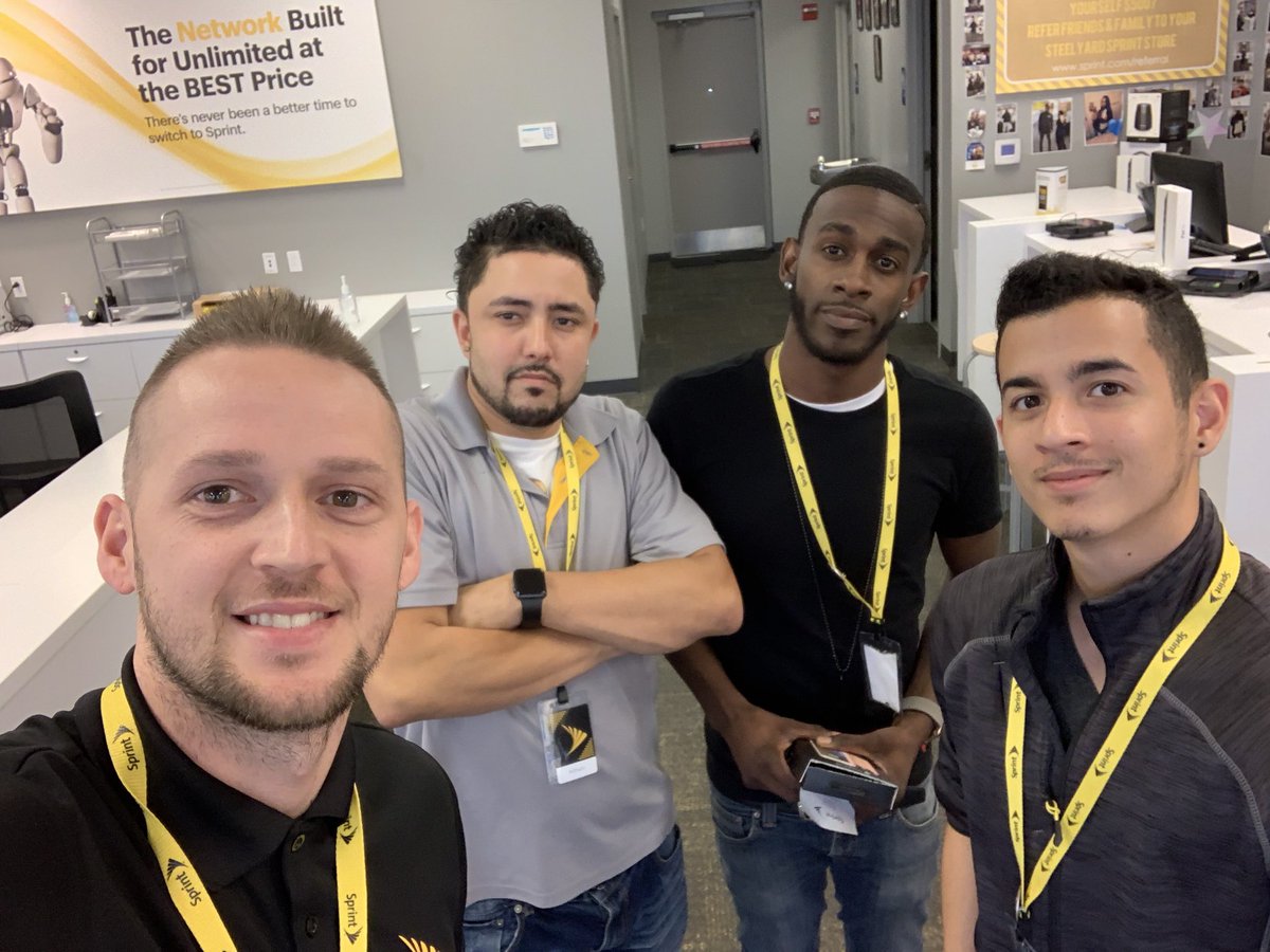 sprintbrooklyn1's tweet photo. Team Steelyard takes the SM Challenge in Cleveland and brings it home as we finish number 1 in the district. #SMSWAP #ALLWEDOISWIN @GabrielSprint Arthur &amp; Anthony @OdieSprint @cusickretail @mark_nachman @tracySprint @jajones83 https://t.co/c2t6y6wuly