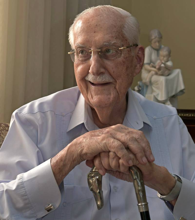 El Universo tweet media