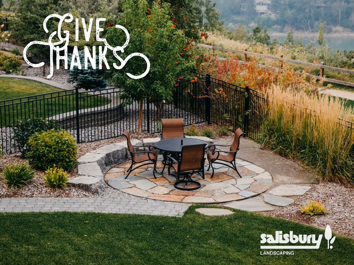 SalisburyLand's tweet photo. We wish you a Happy Thanksgiving!! https://t.co/H7ZAPzDNEH