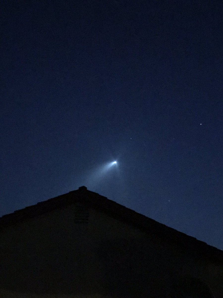 #UFO #UFONorthernCalifornia just saw this about 8 minutes ago. In Elk Grove CA!