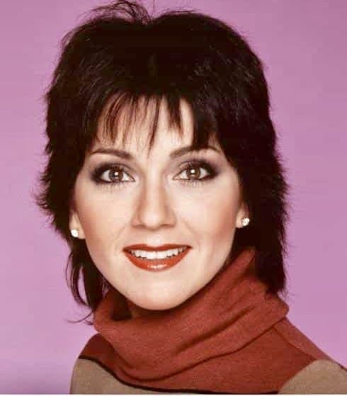 KevinKnightNJ's tweet photo. As a kid, I was CONVINCED these 3 women were the same person! Can you name all three?
#StillConvinced #NeverSeenInTheSamePlace #TVTrivia #MusicTrivia https://t.co/pL6sSEF1ut