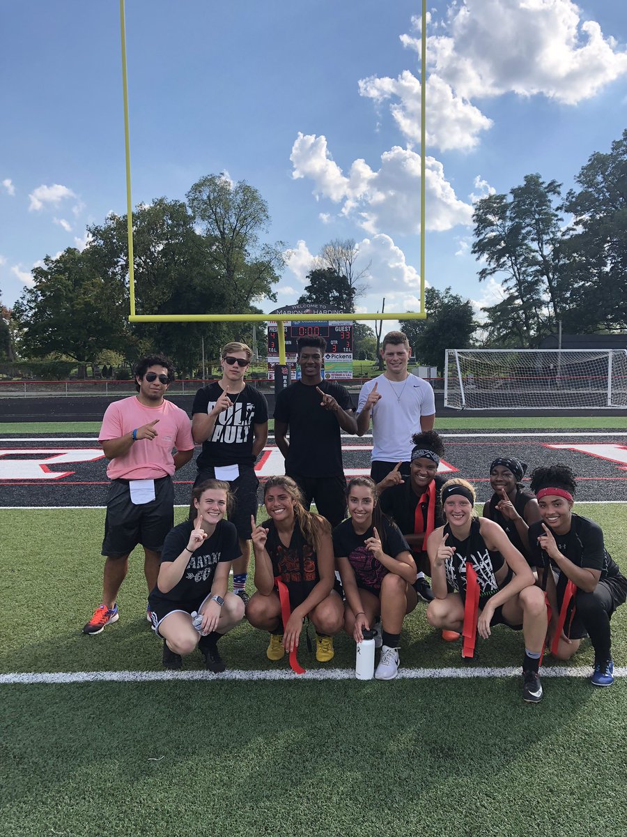 MCTeenInstitute's tweet photo. Great game today @harding_ti . Seniors + for the W https://t.co/PGcT9oBGH4