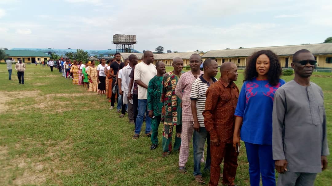 AkwuOrlu's tweet photo. @GZacchariah @OfficialAPCNg @MBuhari @A_Oshiomhole @FemAdesina @GarShehu The NWC can't approved indirect primaries in rivers state APC, because of the various court case, Direct primaries was recommended in rivers state APC by NEC,  which declared Magnus Abe winner of the direct primaries, if APC want to win election in rivers state Abe is the answer. https://t.co/KQ17dCtw3d