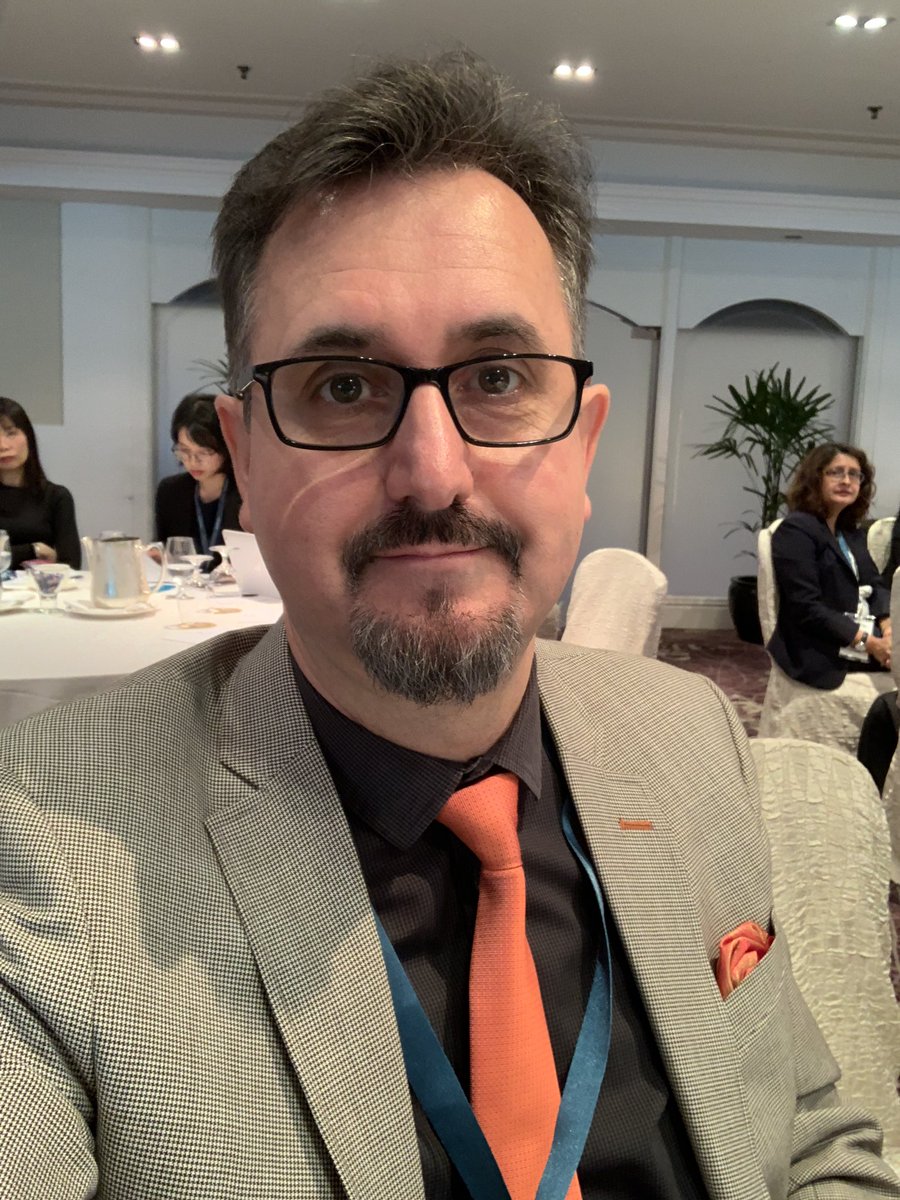 🎓 Martin Dougiamas tweet media