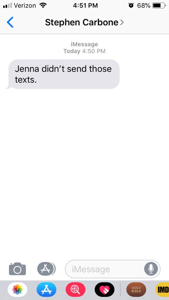 BeckyRich75's tweet photo. @MakennaCoop @RealitySteve Interesting.... your screenshots have lines on them too! The same type of lines you previously said made the texts fake that Jenna did send! 😂 https://t.co/B83Wk3eDGe