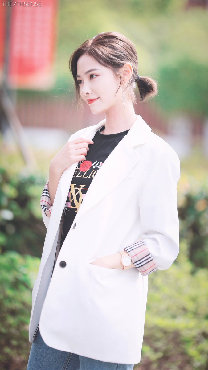 jiaqipics's tweet photo. #许佳琪 #쉬쟈치 https://t.co/j4EDGzi7Hr