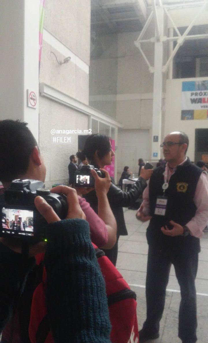 andrjxsso's tweet photo. Me gusto mucho formar parte de la prensa en #Filem2018 y #FestivalDeDiseño este 6 y 7 de octubre. https://t.co/sXkJObggBQ