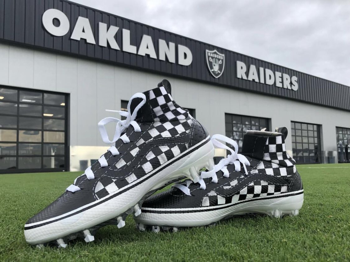 vans cleats