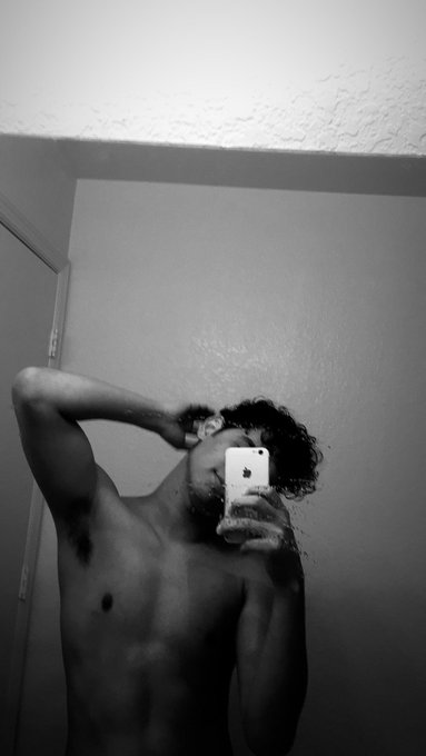 I&rsquo;m a slut https://t.co/oHFdmi42fe