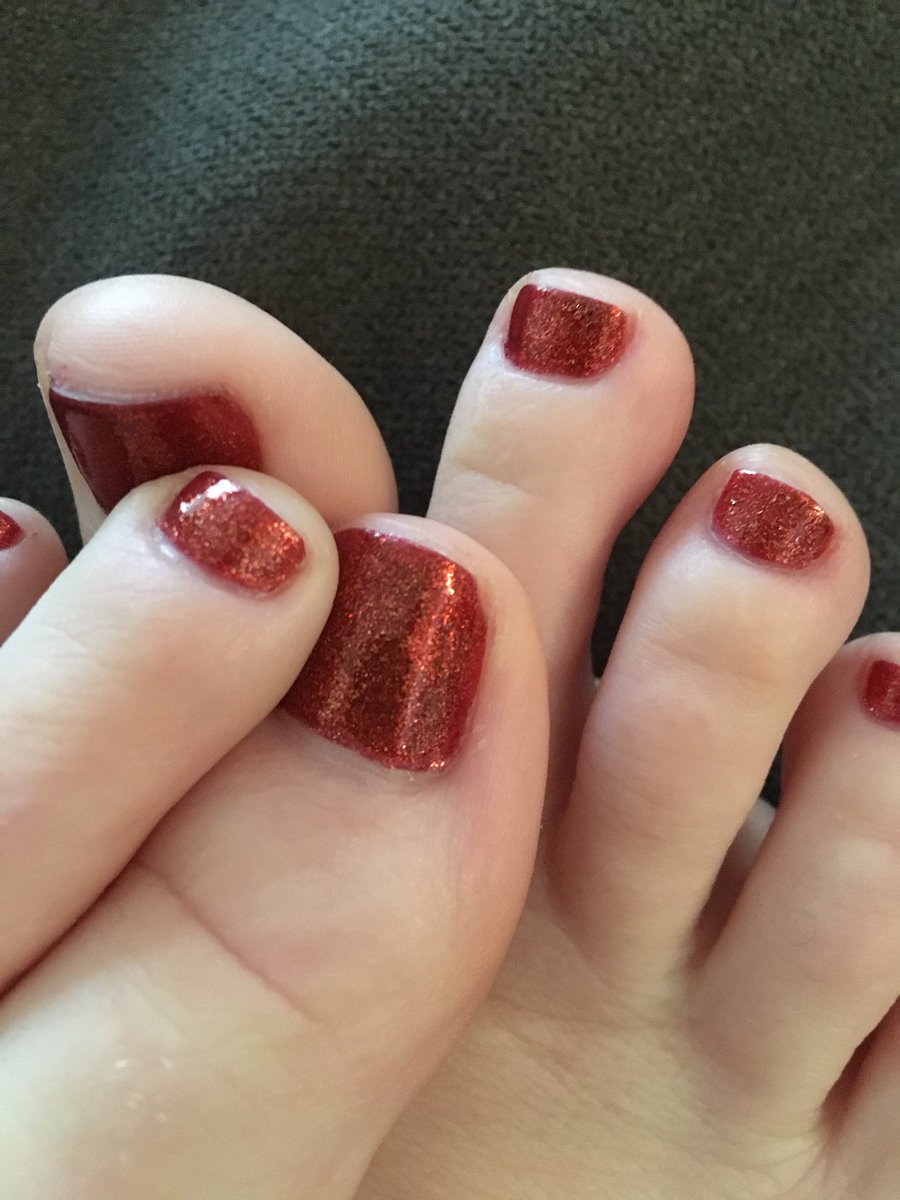GoddessHarper's tweet photo. Falltime fave 🍁 #GoddessHarper #toequeen https://t.co/U3NOD74a5p