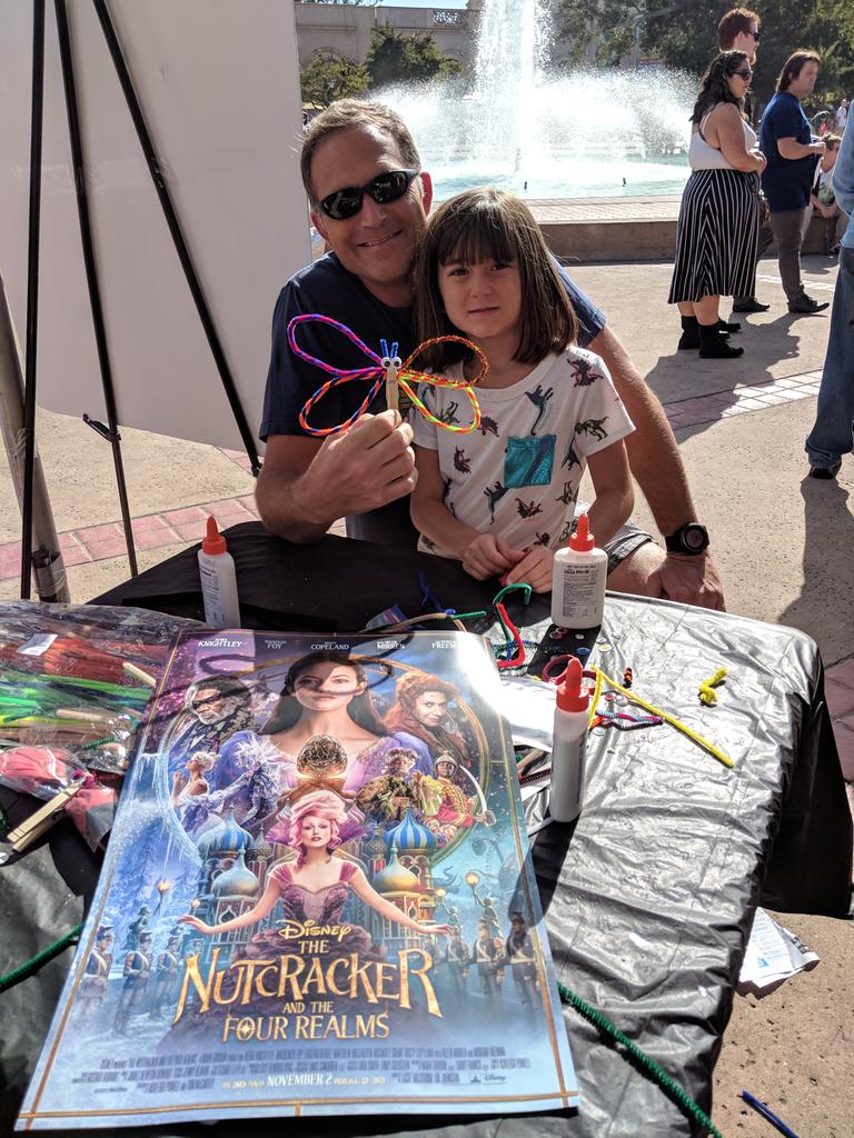 #make a wonderful creature🦋 from another realm at #makerfairesandiego! Thank you <a href="/Disney/">Disney</a> for your support of #STEAM and #MakerFaire ! 😍