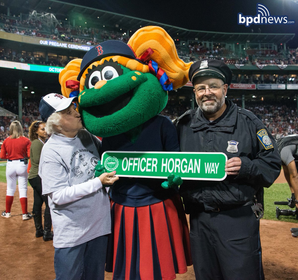 bostonpolice's tweet photo. During his final season with the @RedSox before his retirement, #BullpenCop Steve Horgan threw the ceremonial First Pitch at the #ALDS Game 2 vs the @Yankees. The #BPD and #RedSoxNation wish Officer Horgan the best in his retirement! https://t.co/dPVyJ5wqRd https://t.co/pNvAZ6uOGD