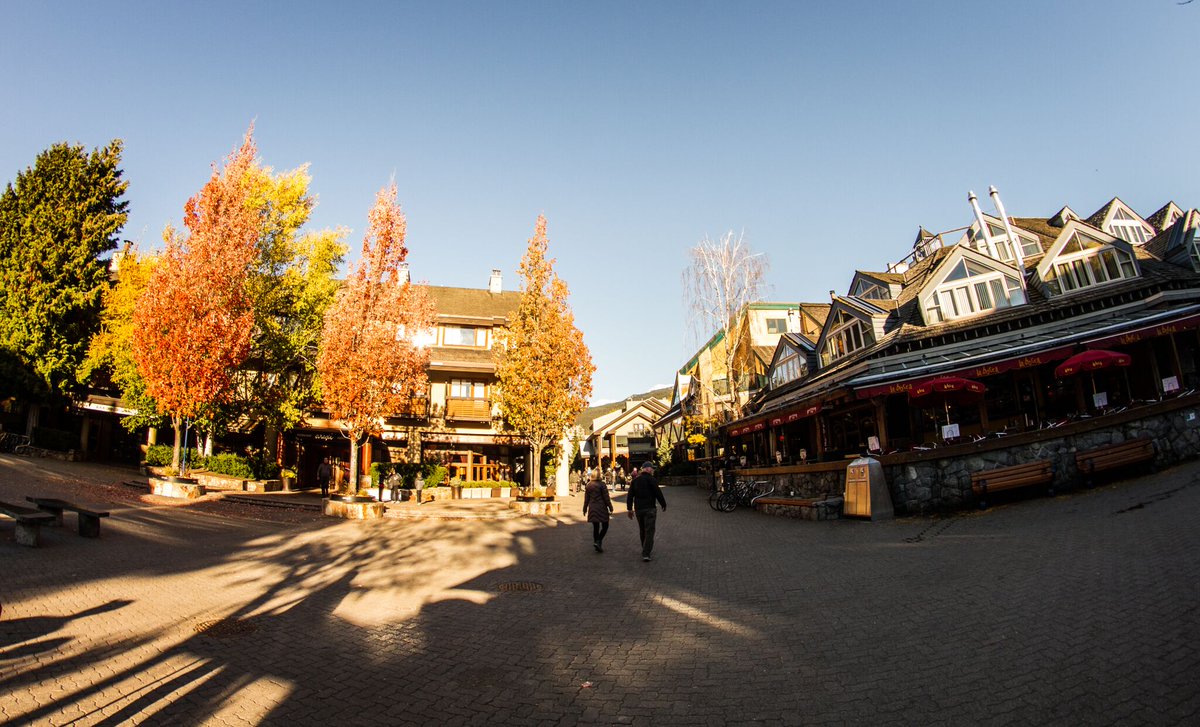 AdaraHotel's tweet image. We&apos;re finding a lot to be thankful for this weekend. 

#Whistler #NextLevelFun