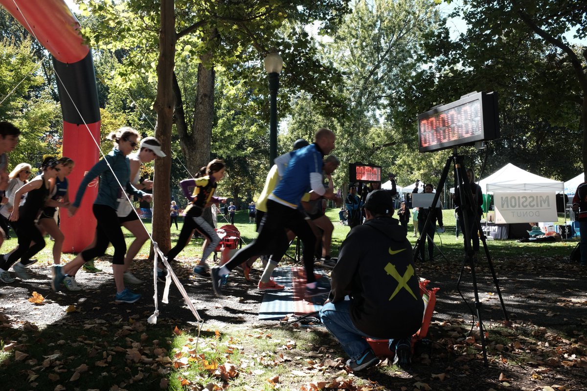 PixBoise's tweet photo. And they're off! One one-hundredth of a second into the Sue B 5k for @WCA_Boise at #juliadavispark in #Boise. https://t.co/PSWRPtUCyJ