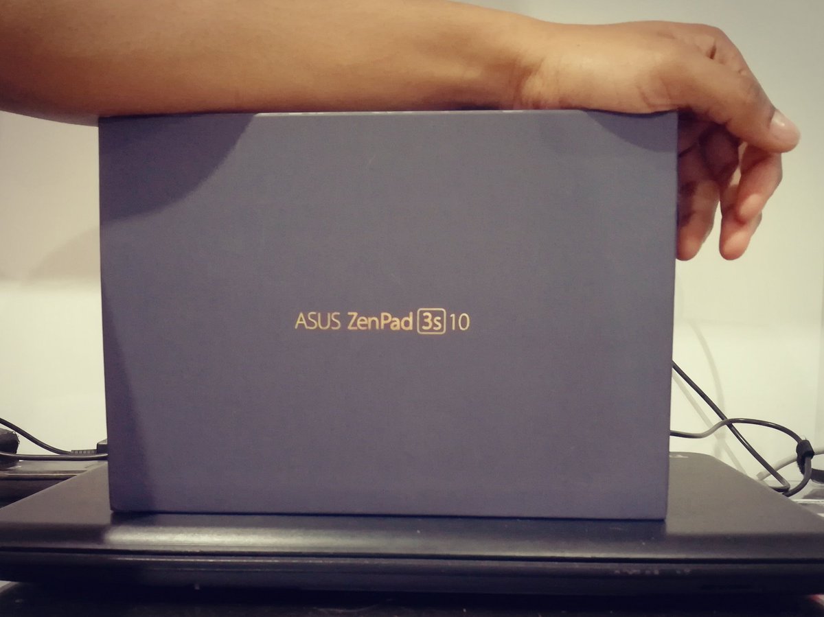 Bismark_BM's tweet image. Almost 7 years later and this past month I&apos;ve officially renewed my Tablet :D

I welcome the @ASUS #ZenPad 3S10 to my Electronics-Family.

\(^o^)/ I am more than ready to enjoy the updated and fluid #AndroidExperience!