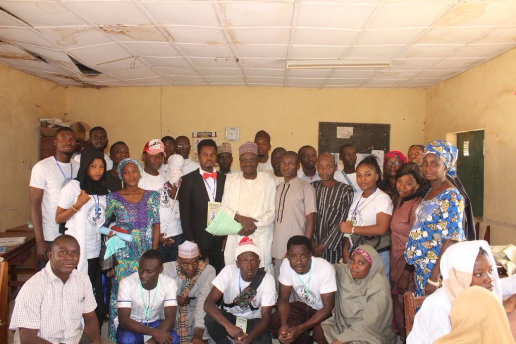 suleima75511880's tweet photo. Behind an able man there re always other able men @atiku #AtikuForPresident2019 #2019Elections #YOWDAF https://t.co/ijxK9AJosx